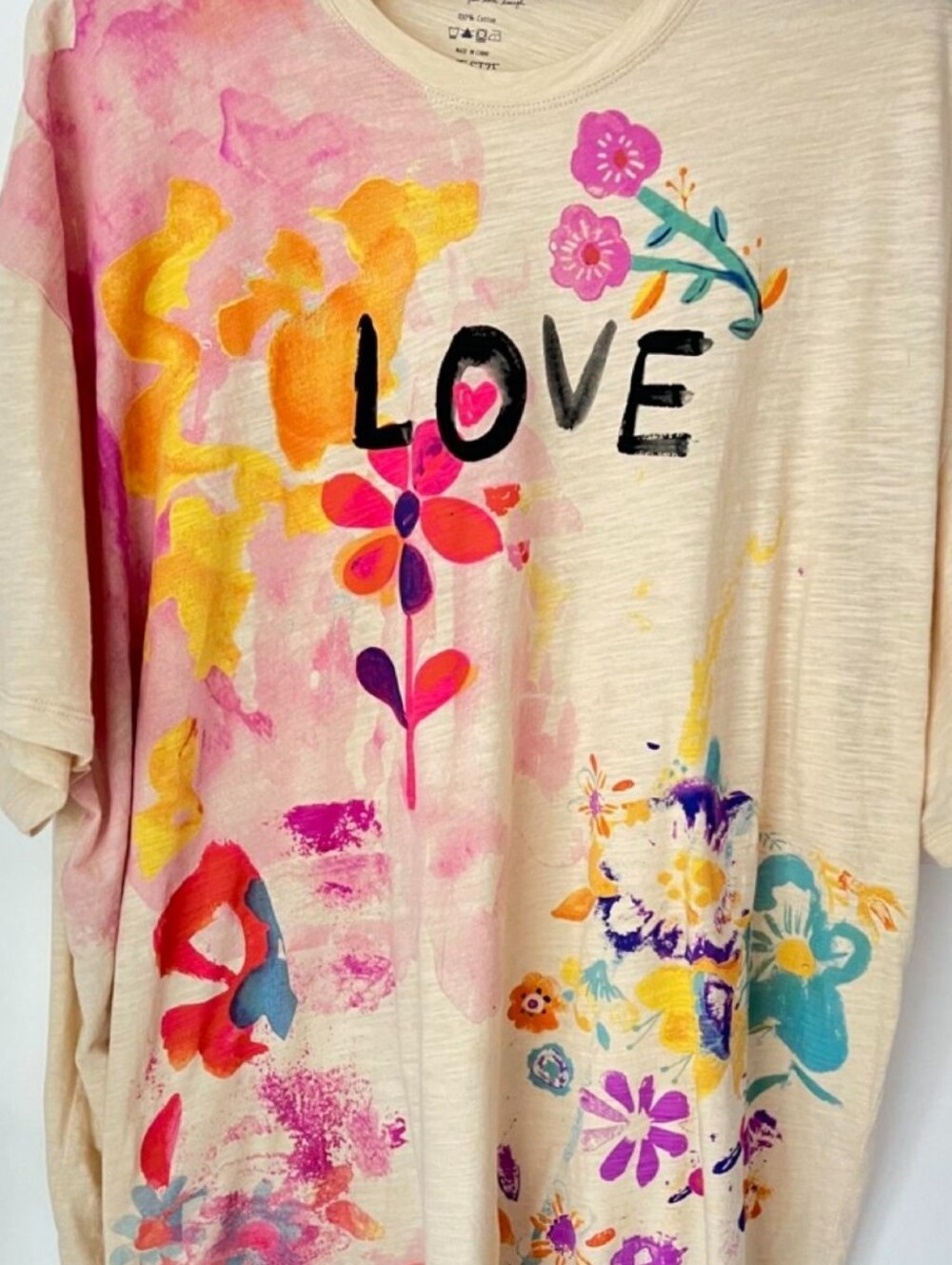 NATURAL LIFE Cream Tee with Multicolor Floral LOVE Graphic : One Size